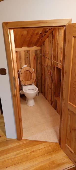 Benesov  Chalet Boruvka - Biofarma Na Samote V Lesich מראה חיצוני תמונה