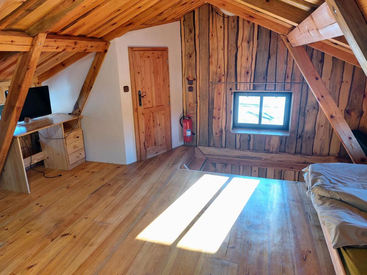 Benesov  Chalet Boruvka - Biofarma Na Samote V Lesich מראה חיצוני תמונה